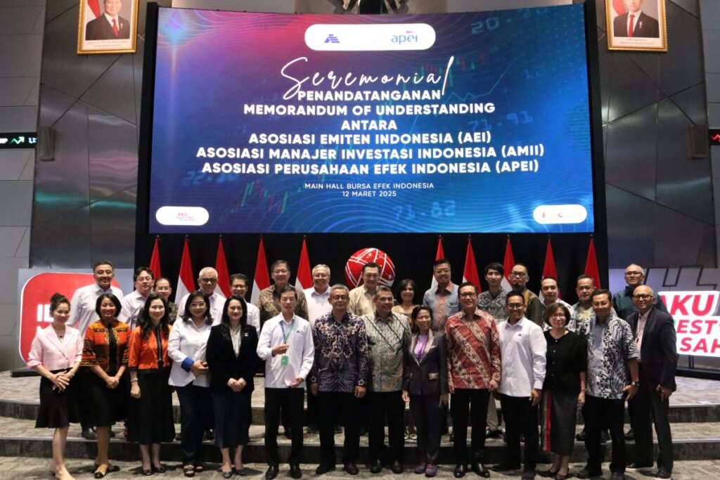 APEI, AMII lalu AEI teken MoU perkuat ekosistem lingkungan ekonomi modal Indonesia