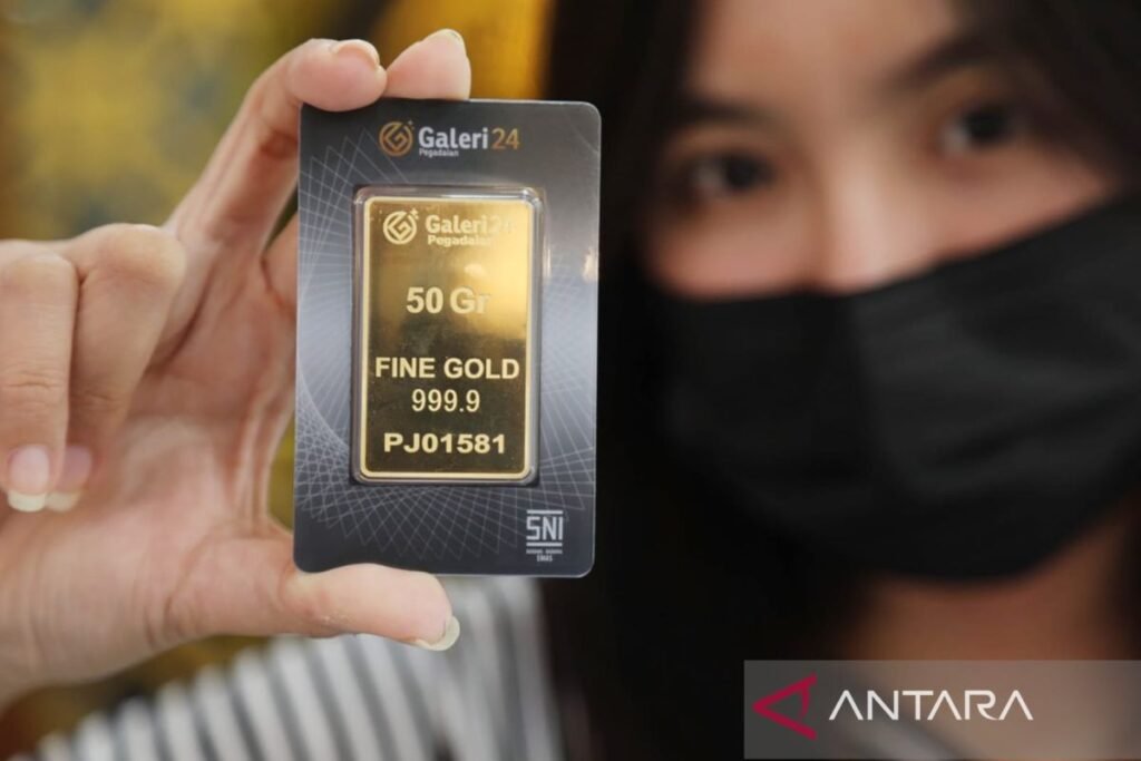 Harga emas Antam, UBS, juga Galeri24 di dalam di Pegadaian turun pada Rabu