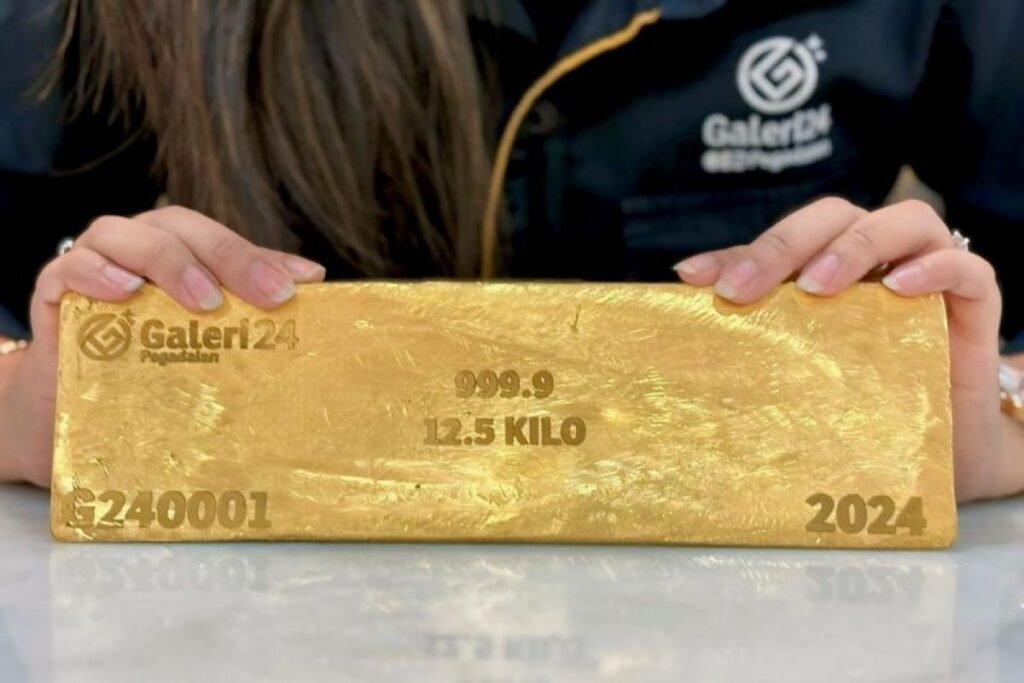 Harga emas Antam, UBS, kemudian Galeri24 di area tempat Pegadaian Selasa merangkak naik