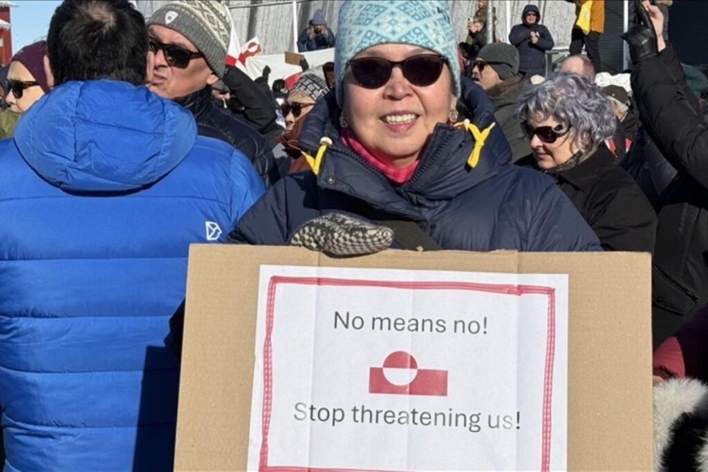 Berbagai warga Denmark peringkat aksi berunjuk rasa tentang sikap Amerika Serikat berhadapan dengan Greenland