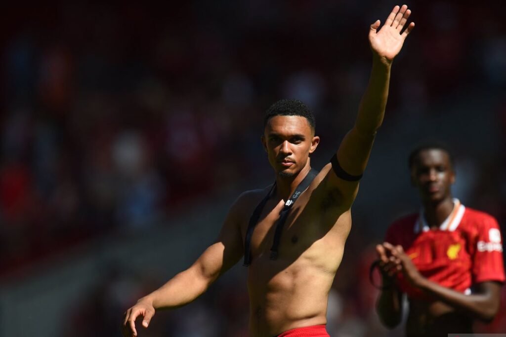 Alexander-Arnold tinggalkan Liverpool dengan jejak luar biasa hebat