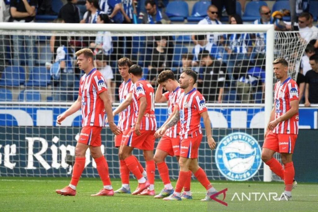 Kans juara Atletico Madrid menipis setelahnya ditahan imbang Alaves