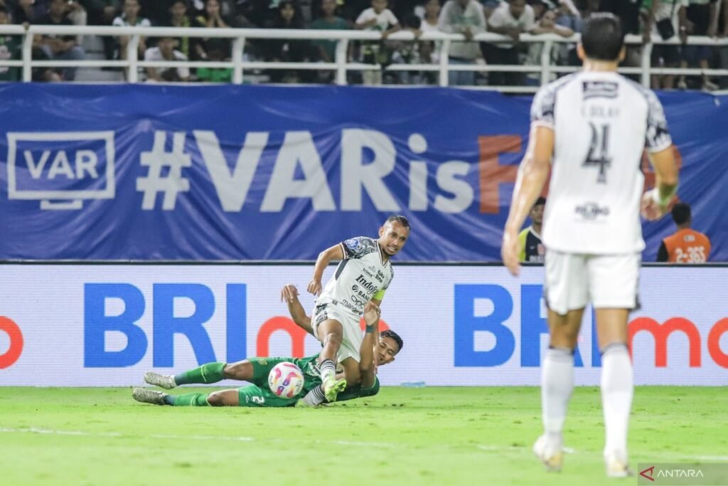 Bali United menang, Teco: Saya nonton semua pertandingan Persebaya