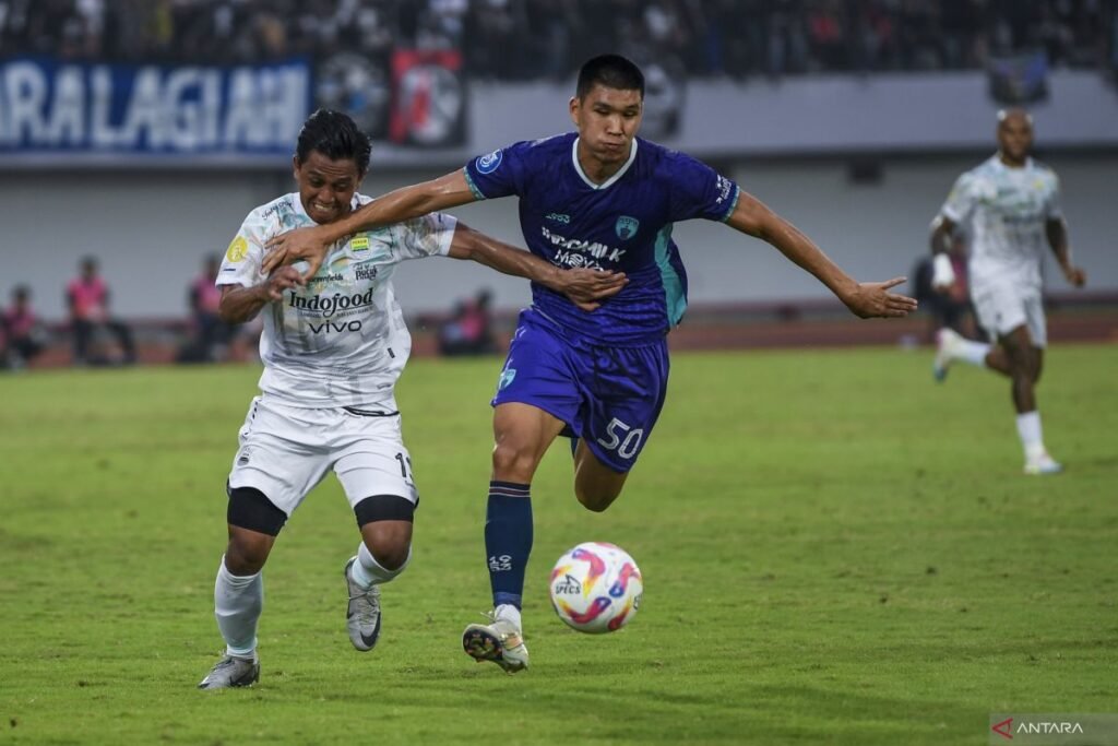 Hodak sanjung penampilan kelompok Persib meskipun gagal raih kemenangan