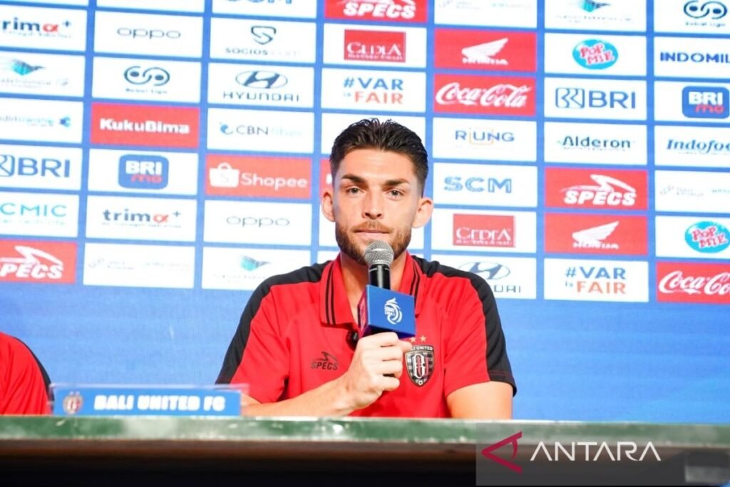 Update pemindahan pemain kelompok Kompetisi 1 Indonesia untuk musim 2025/2026