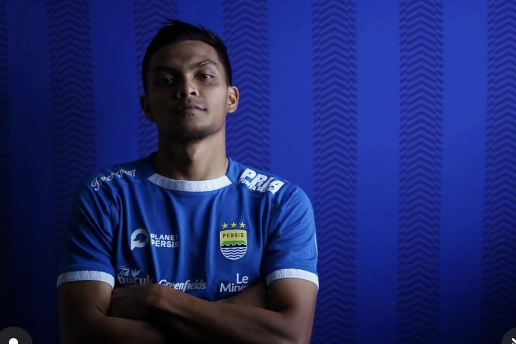 Persib akhiri kerja identik dengan Rachmat Irianto