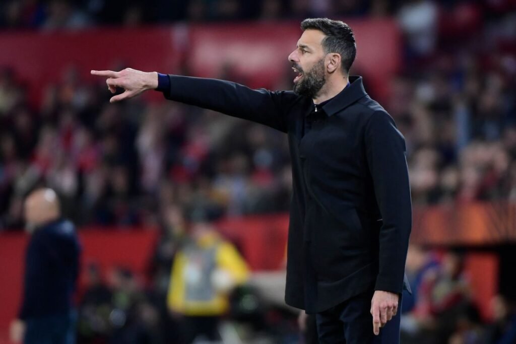 Leicester City resmi berpisah dengan pembimbing Ruud van Nistelrooy