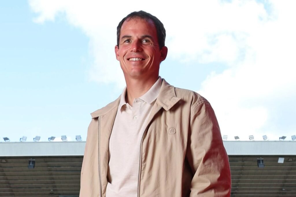 Sunderland perpanjang kontrak ahli Regis Le Bris