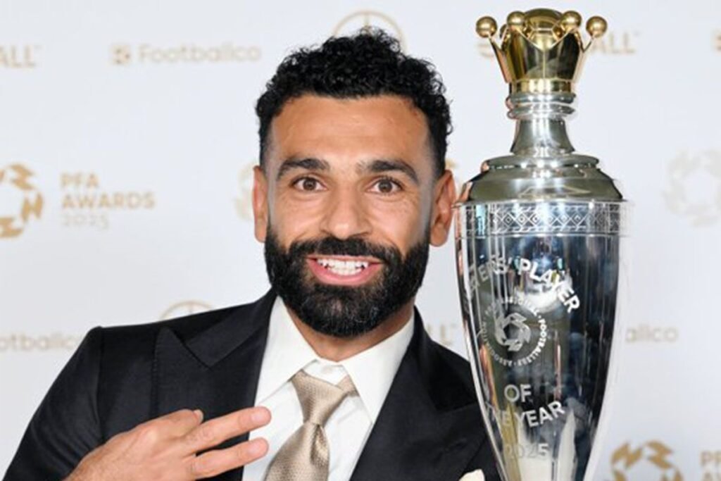 Mohamed Salah sabet penghargaan PFA player of the year 2024/2025