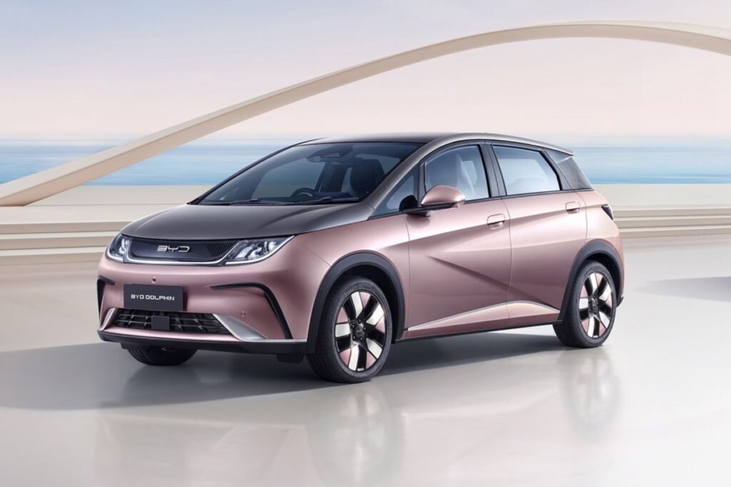 12 Rekomendasi mobil listrik ekonomis di area area bawah 500 jt