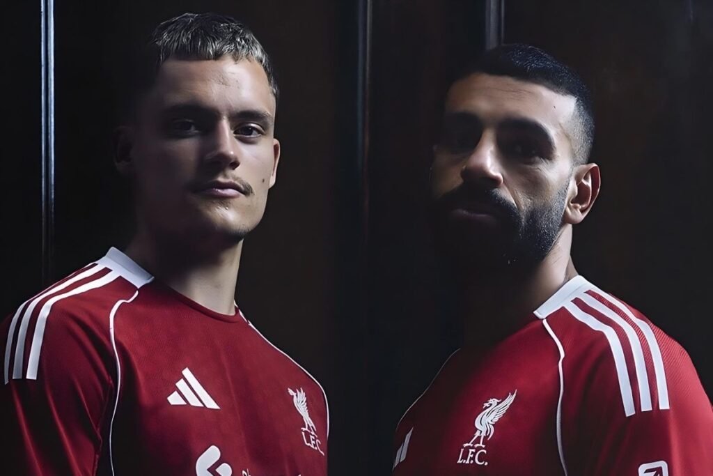 Liverpool rilis jersi kandang dan juga tandang baru dengan adidas