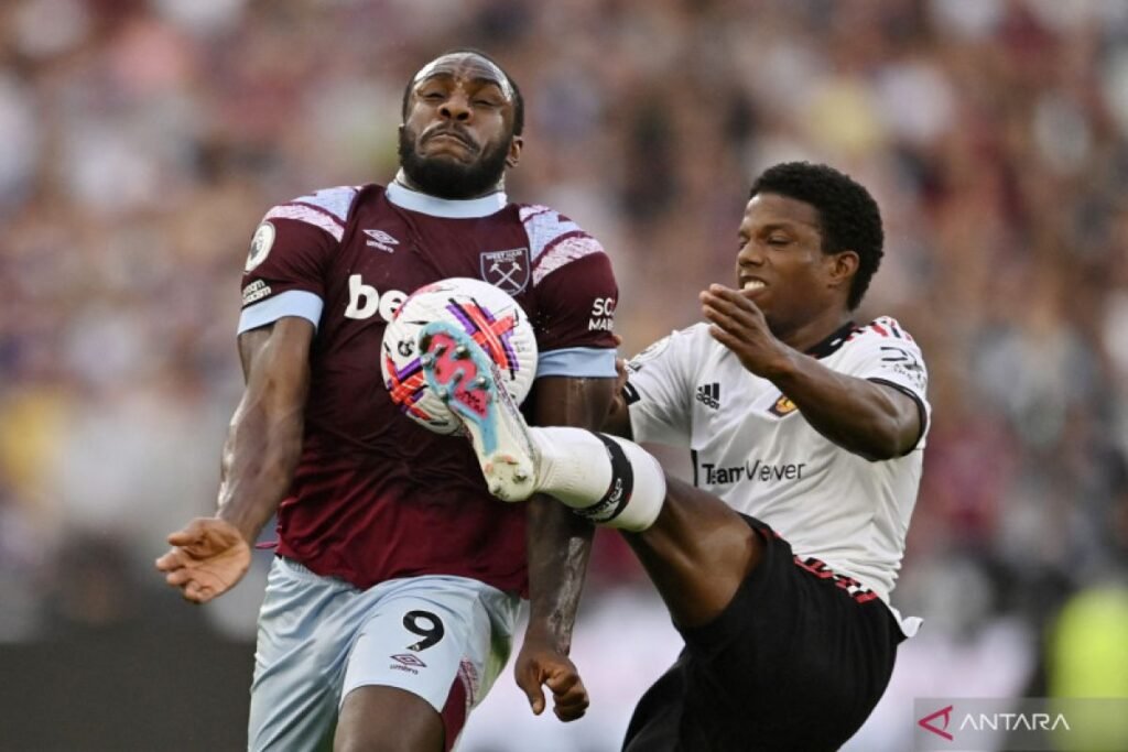 Michail Antonio dilepas West Ham United pasca kecelakaan mobil