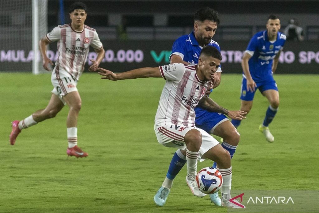 Frans Putros tegaskan Persib Bandung sekarang ini fokus ke laga ACL II