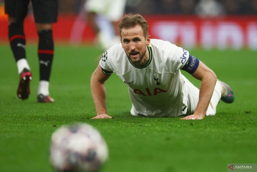 Harry Kane terkejut melawan kebijakan Daniel Levy mundur dari Tottenham