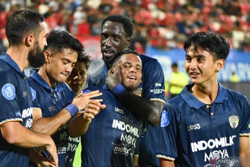 Persita Tangerang raih kemenangan dramatis 2-1 melawan PSM Makassar