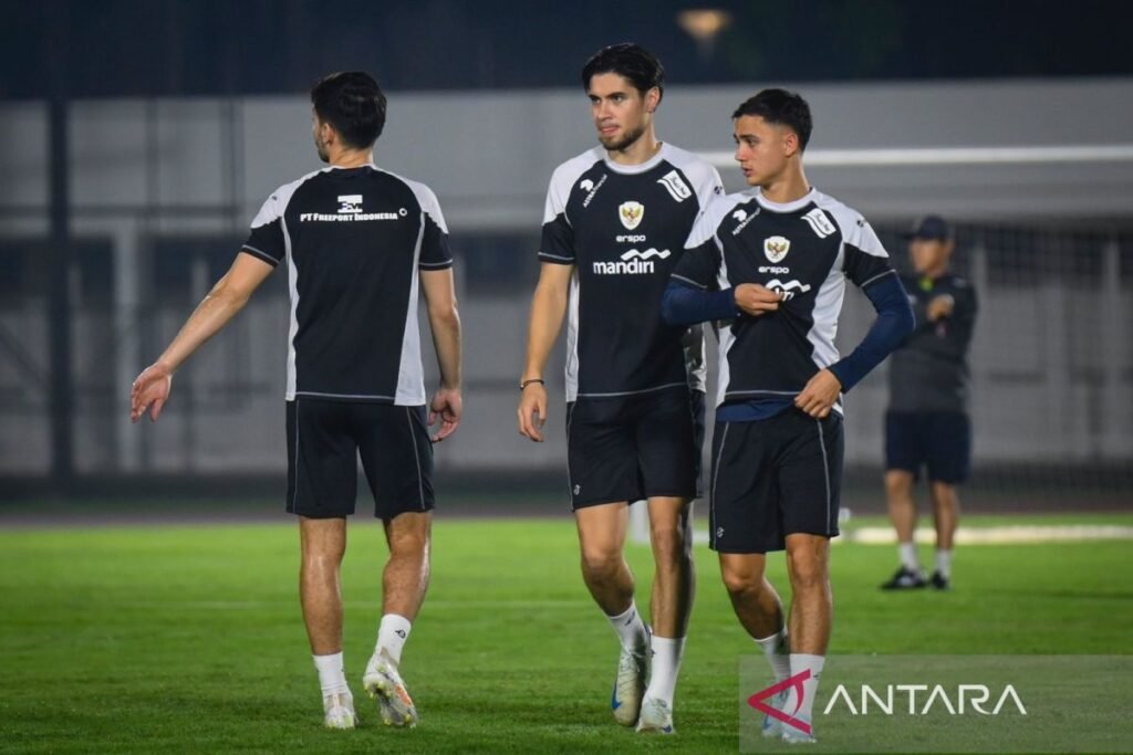 Bojan ungkap alasan Persib Bandung boyong Eliano Reijnders