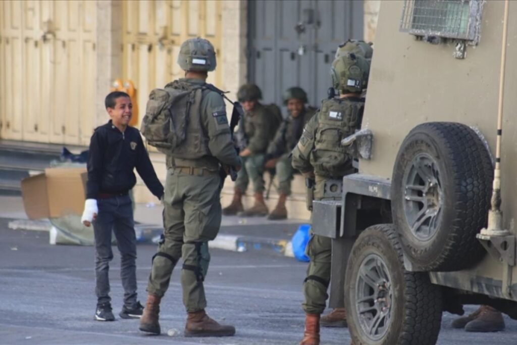 Tahanan Palestina di area area negeri negara Israel lampaui 11.000, terbanyak sejak 2000