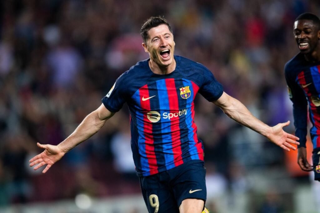 Badai cedera Barcelona kian parah, Lewandowski absen jelang El Clasico