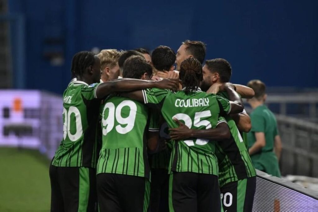Jay Idzes kembali tampil penuh sewaktu Sassuolo raih satu poin vs Lecce