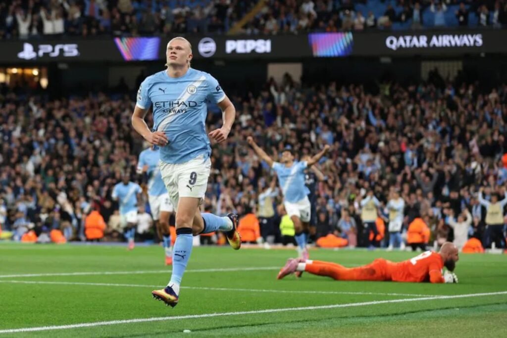 Manchester City raih kemenangan 2-0 kontra 10 pemain grup tim Napoli