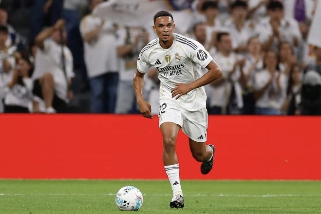 Trent Alexander-Arnold siap hadapi sambutan keras ke Stadion Anfield