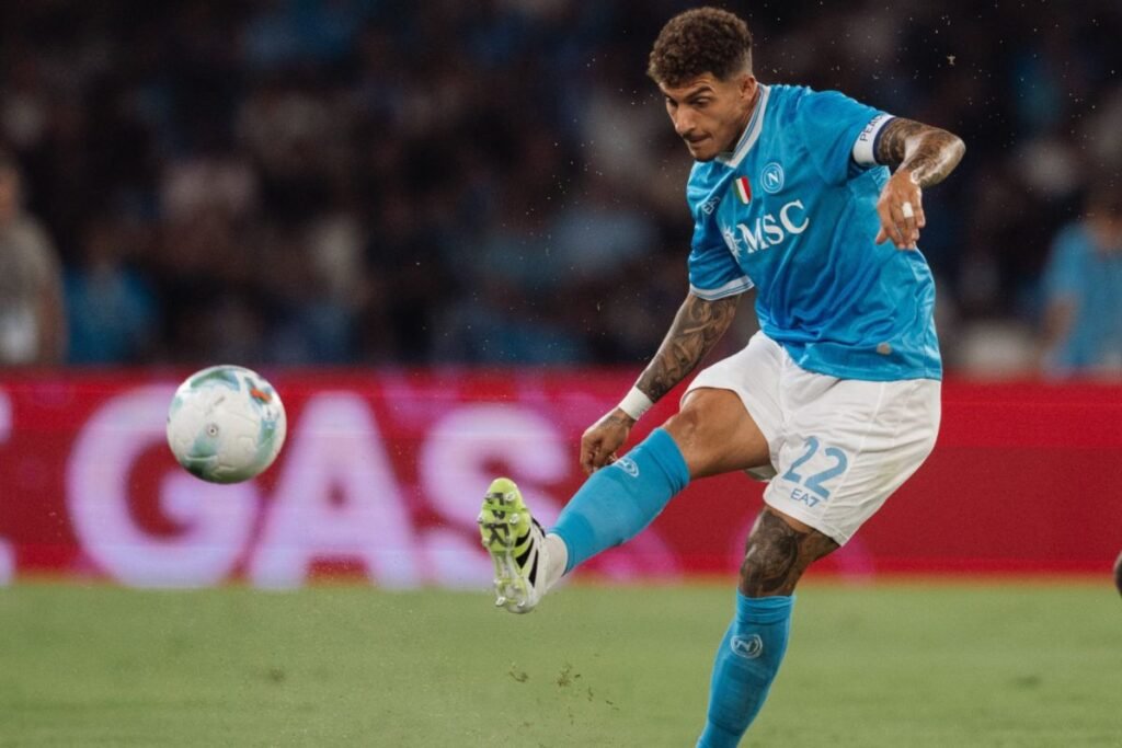 squad klub Napoli merasa terpuruk setelahnya dibantai 2-6 oleh PSV