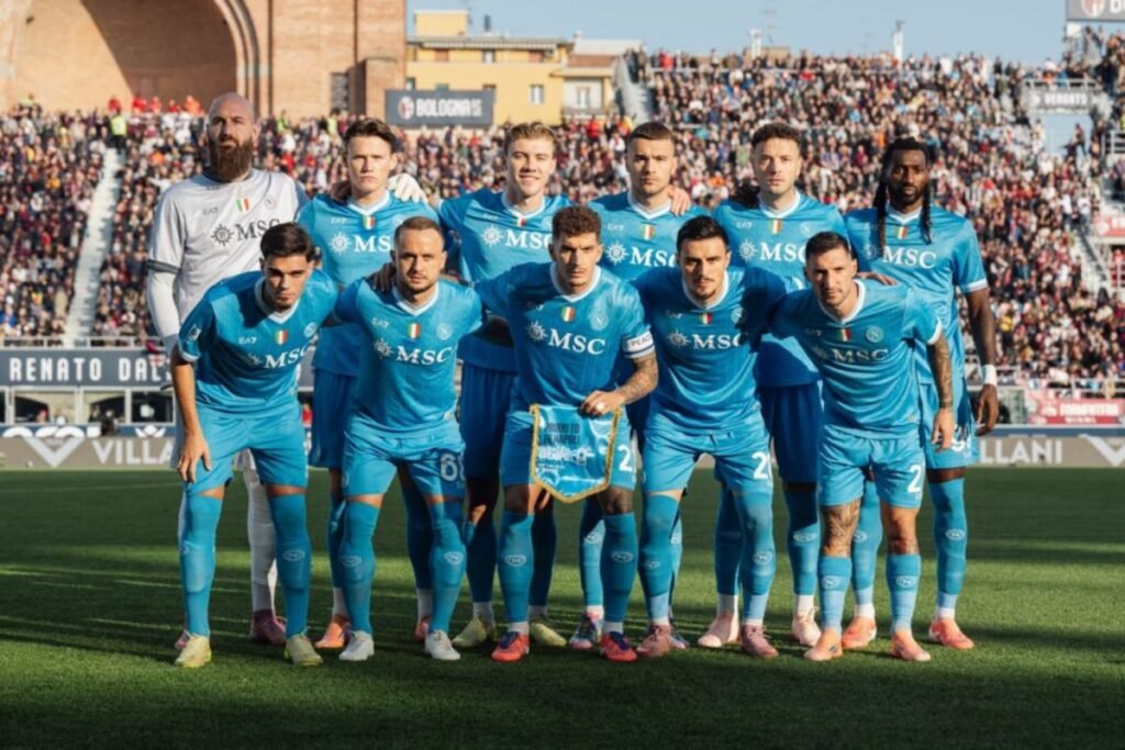 kelompok klub Napoli ke puncak klasemen setelahnya gasak Atalanta, 3-1