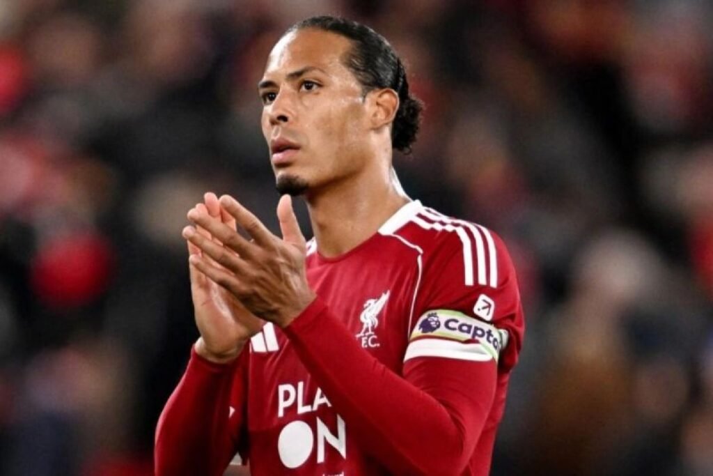 Van Dijk tak ingin Liverpool larut di kemenangan dari Frankfurt