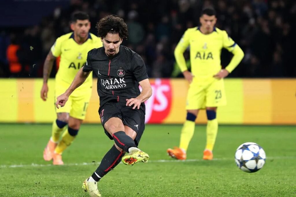 PSG menang telak 5-3 berhadapan dengan Tottenham, Vitinha cetak hattrick