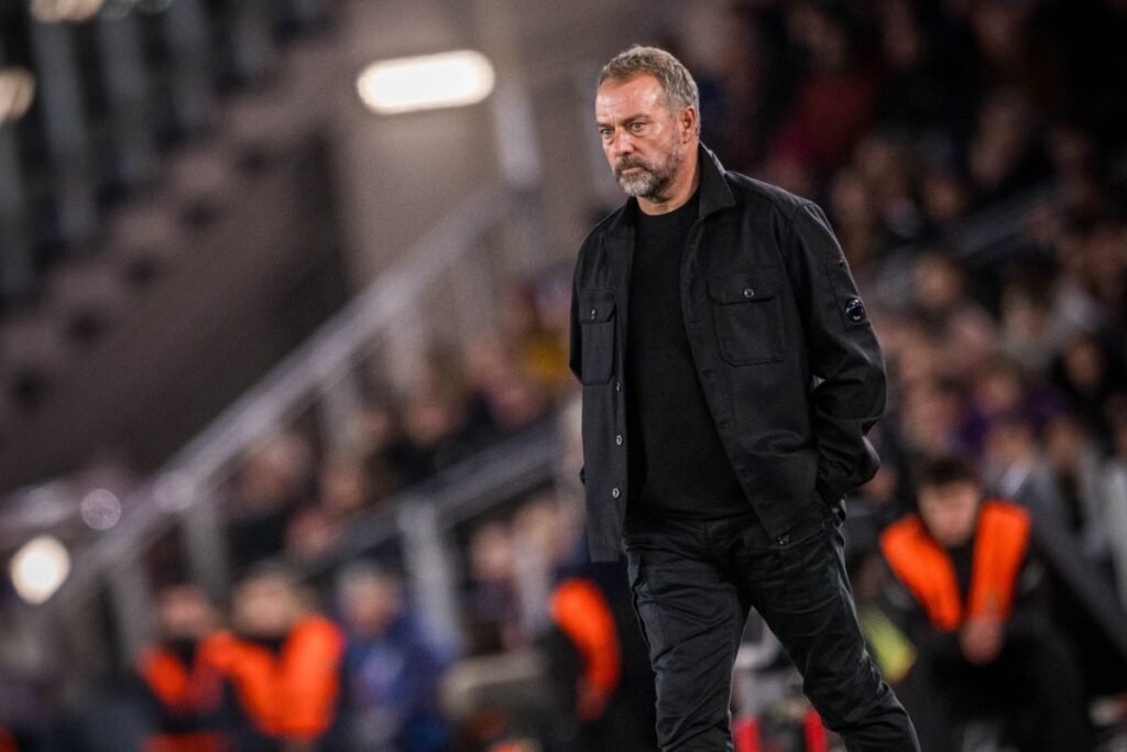 Berhasil 3-1 bertarung dengan Atletico, Flick puji tiga pemain Barcelona