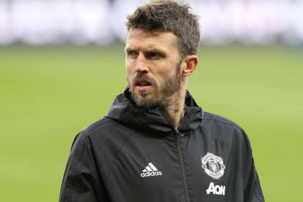 Michael Carrick calon kuat latih sementara MU
