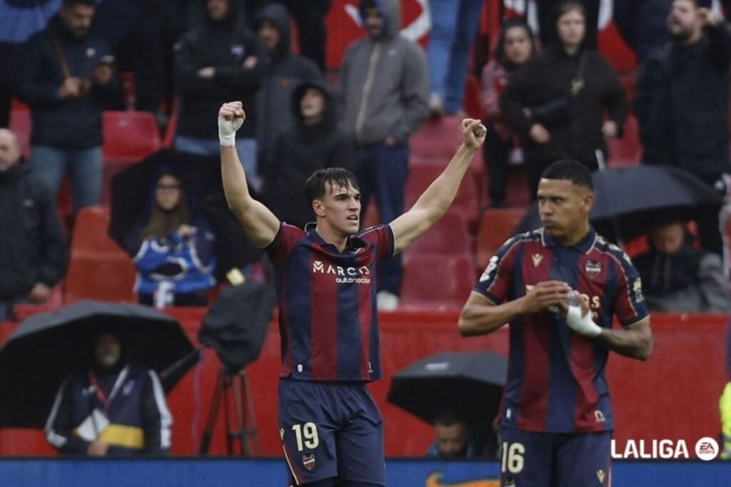 Levante amankan kemenangan 3-0 sewaktu dijamu Sevilla