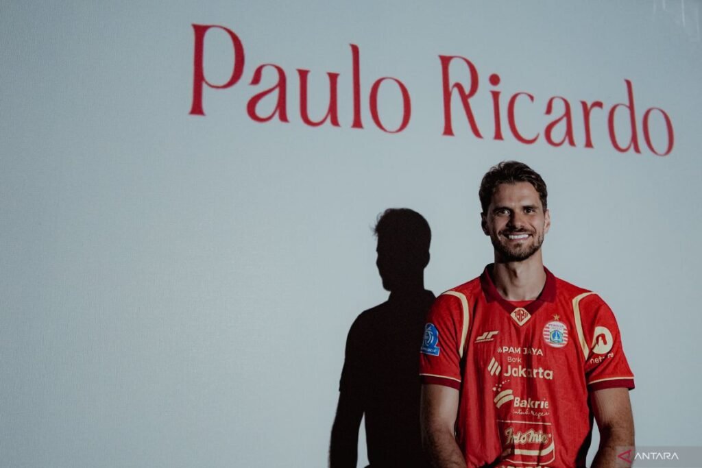 Songsong paruh kedua, Persija datangkan Paulo Ricardo