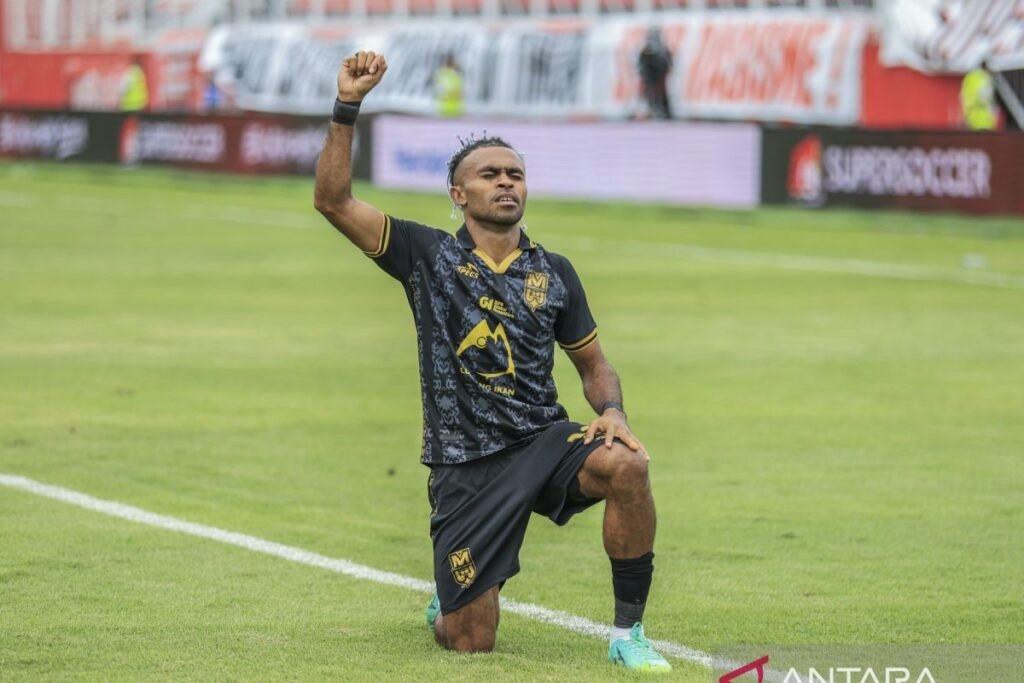 Malut United pesta gol 6-2 menghadapi PSBS Biak