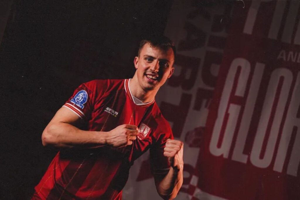 Persis Solo perkuat lini depan dengan daratkan Roman Paparyga