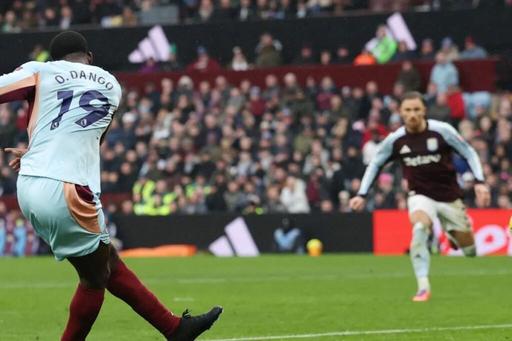 Aston Villa kalah terhadap Brentford, Nottingham imbangi Crystal Palace