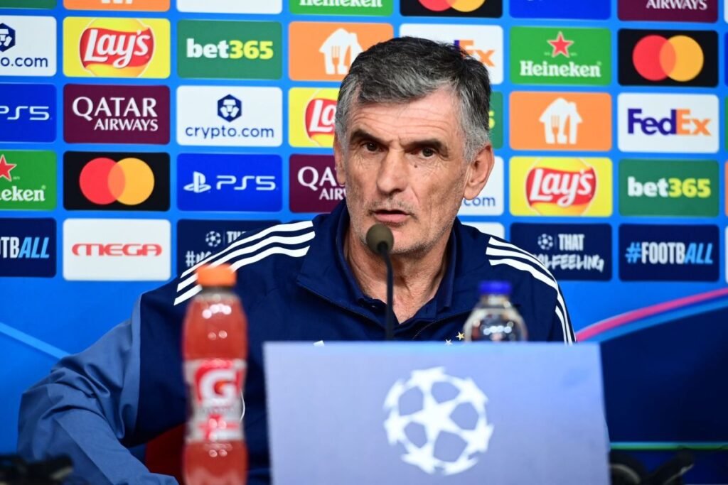 Pelatih kepala kepala Olympiacos akui butuh keberuntungan pada markas Leverkusen