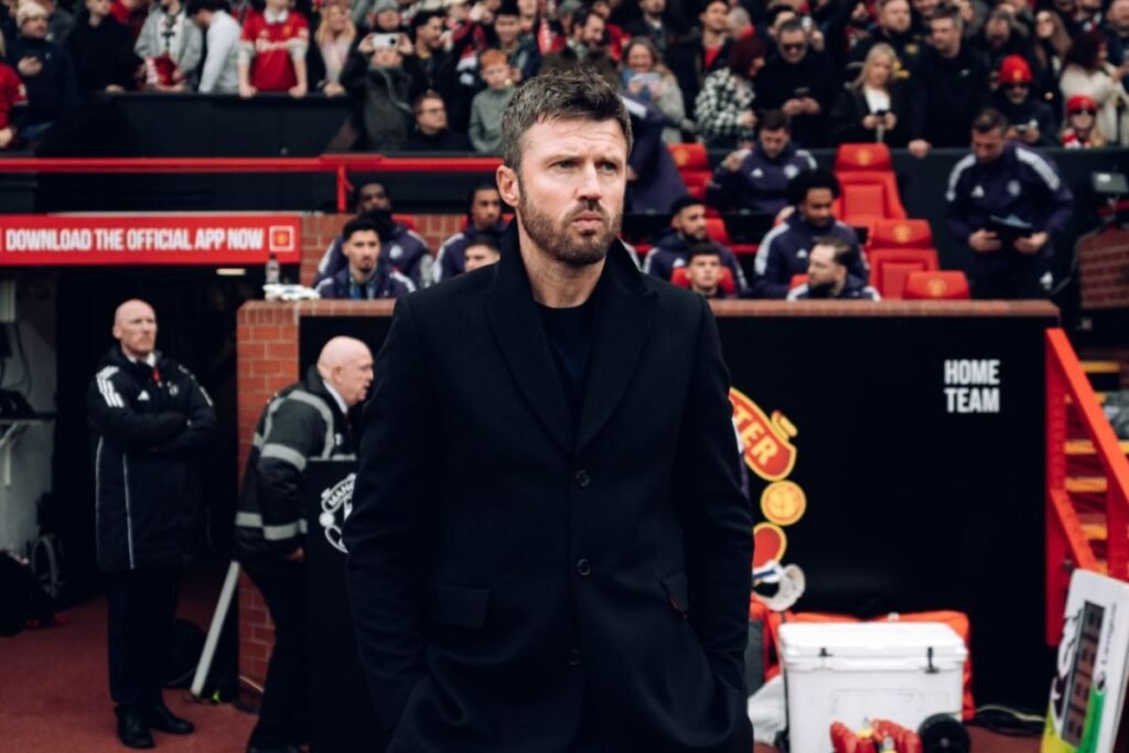 Michael Carrick waspadai lini serang Tottenham