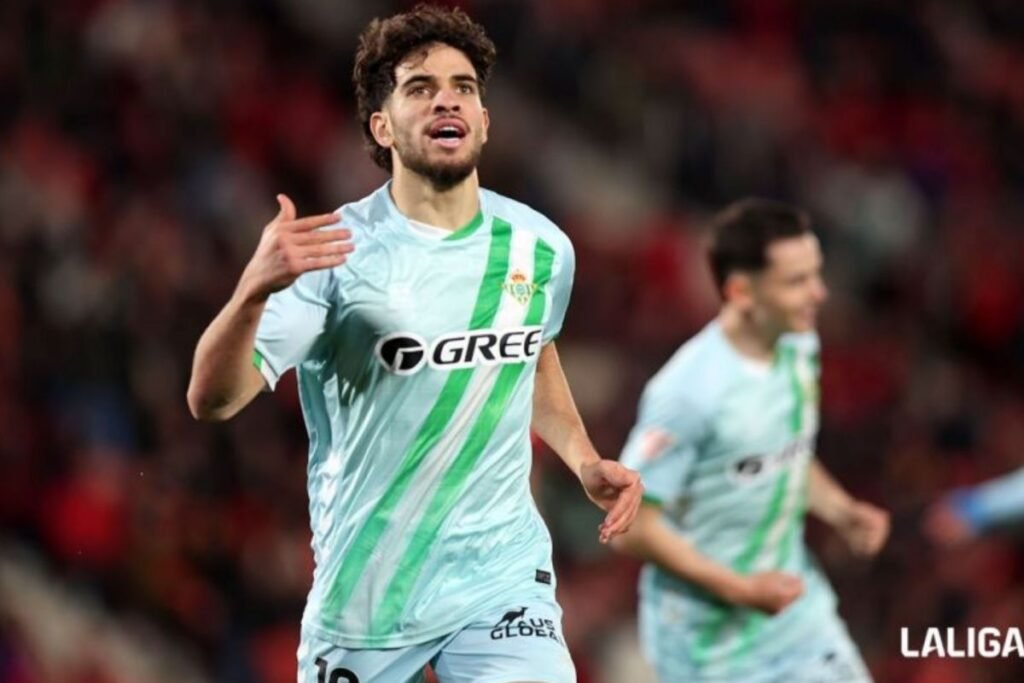 Real Betis atasi Mallorca, Valencia tundukkan Levante